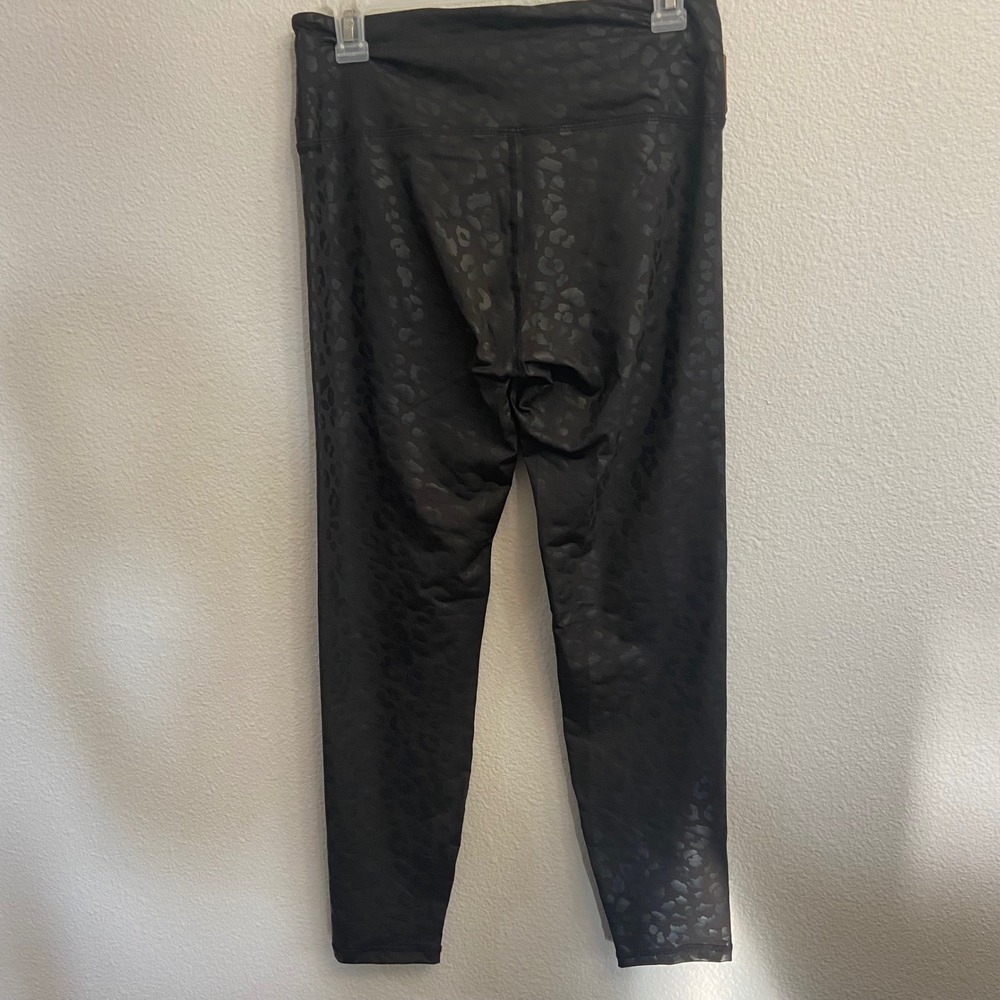 Women's Large Rae Mode Black Leopard Print High Waist Athletic Leggings NWOT - Picture 3 of 9